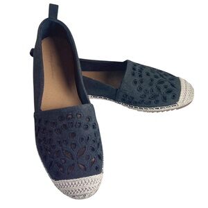 Tommy Bahama Selena Eyelet Espadrille Flats in Black and Tan Sz 7.5 EUC Summer